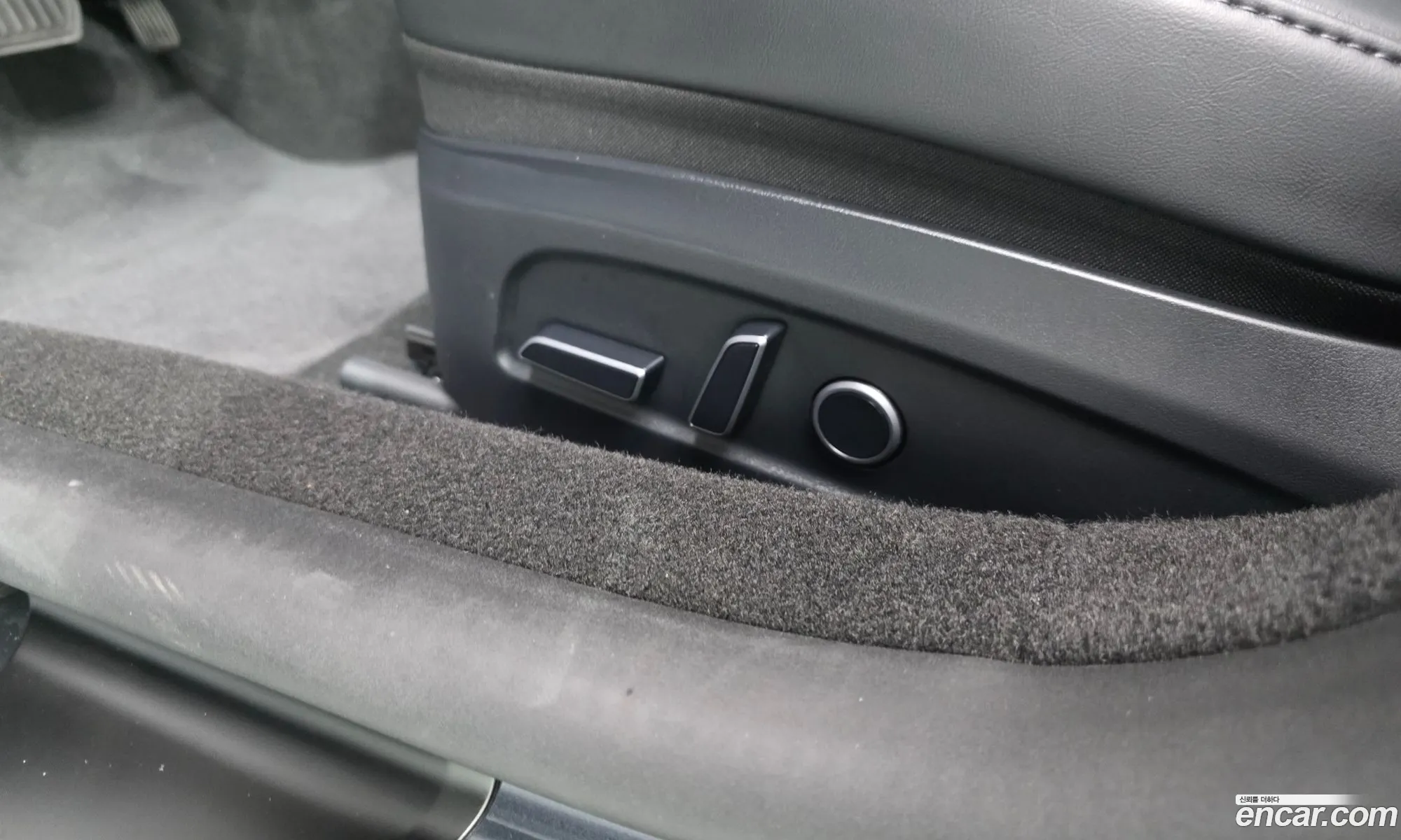 Tesla Model 3 2025 LRW3E7FSXSC600975 — 3