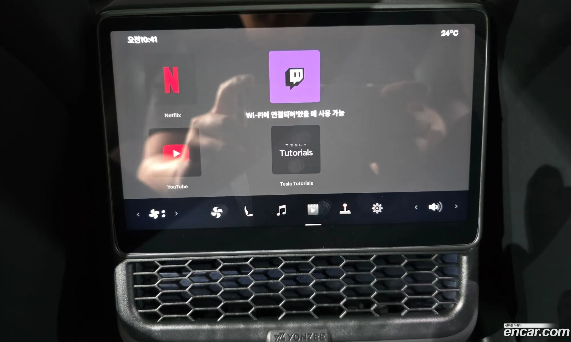 Tesla Model 3 2025 LRW3E7FSXSC600975 — 11