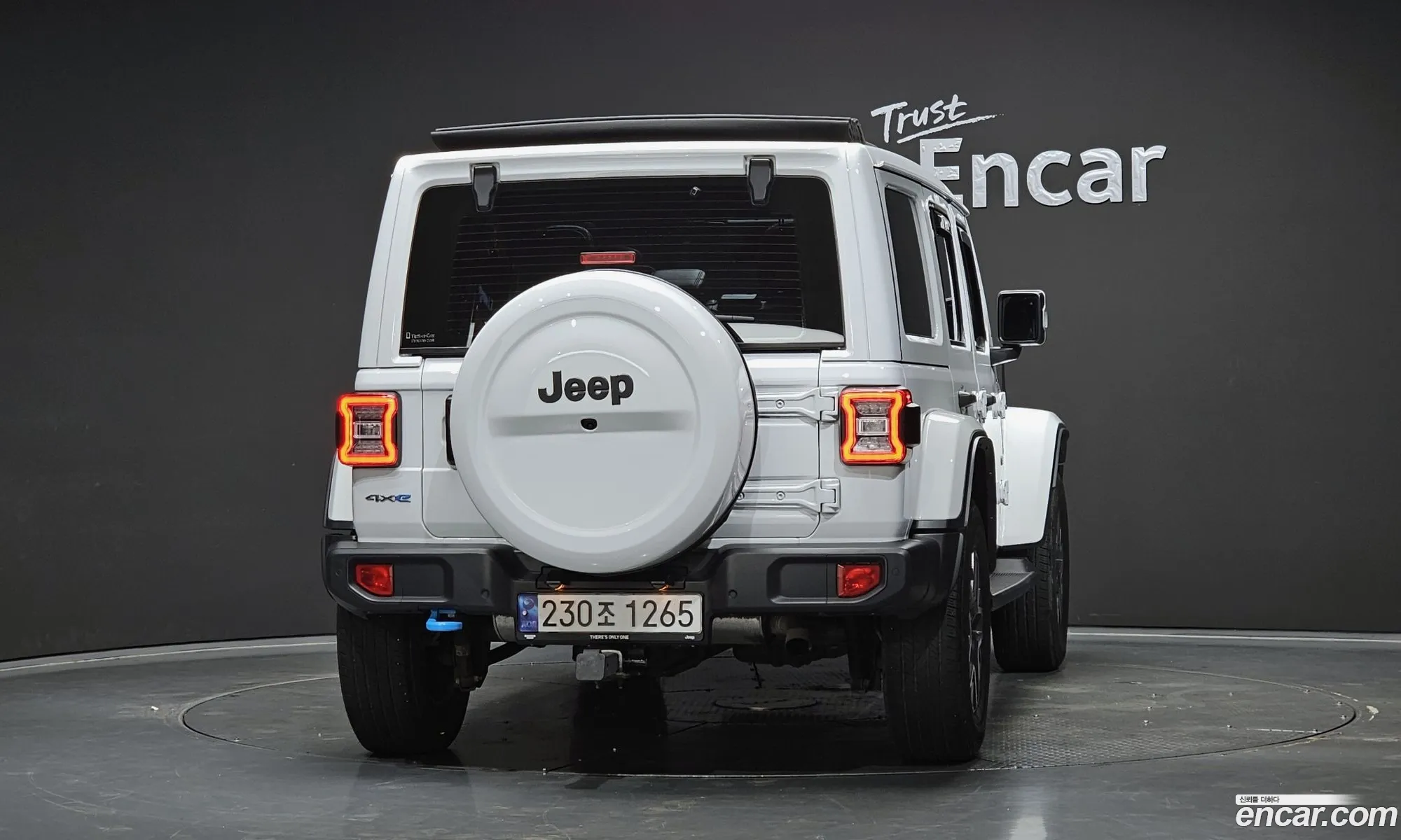 Jeep Wrangler 2022 — 17