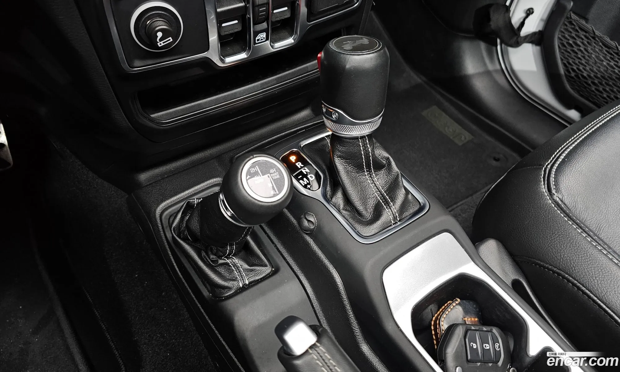 Jeep Wrangler 2022 — 16