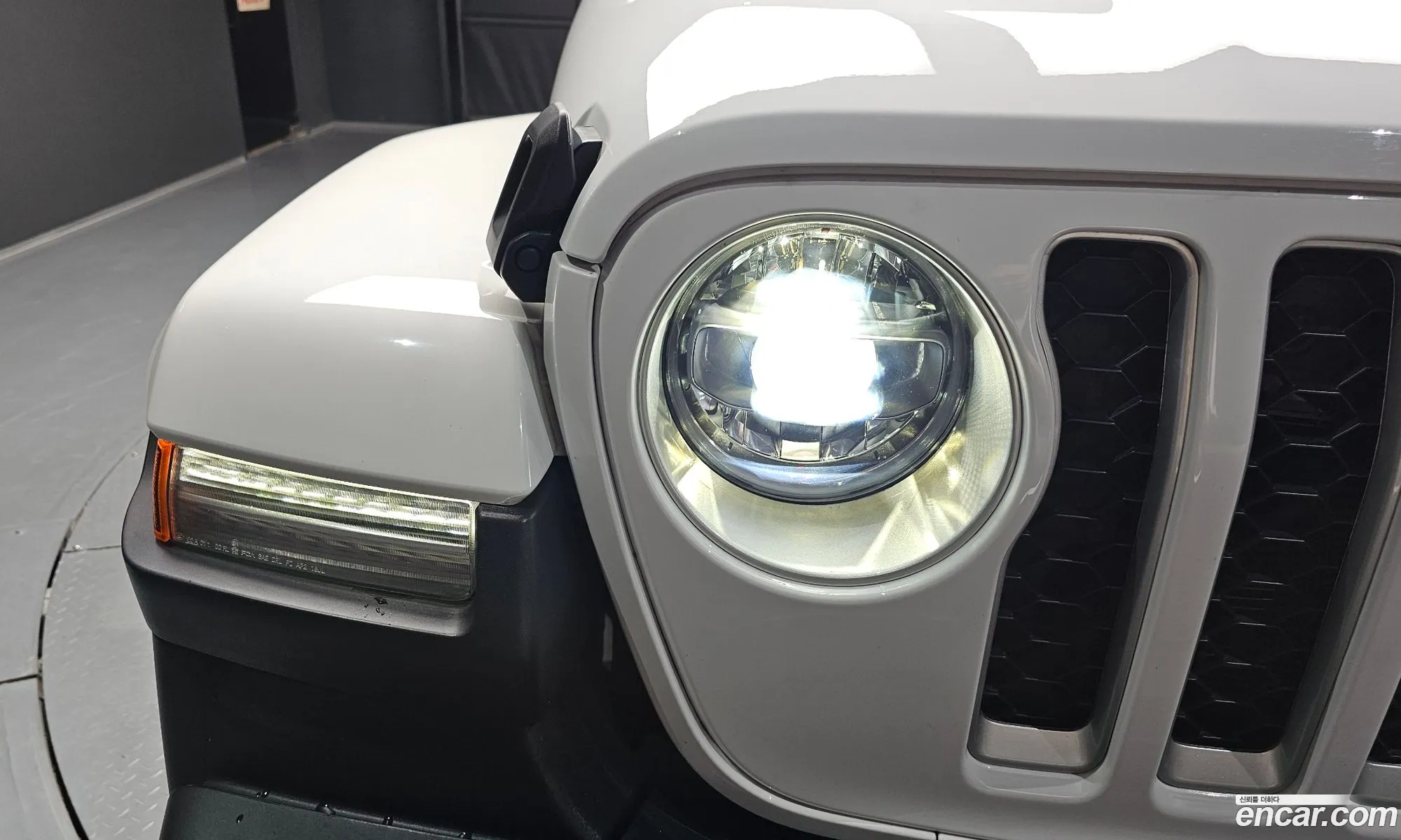 Jeep Wrangler 2022 — 22