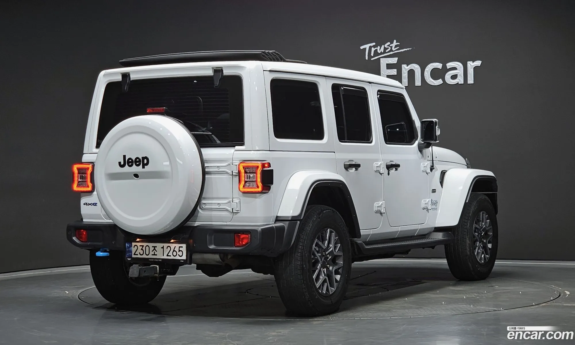 Jeep Wrangler 2022 — 21