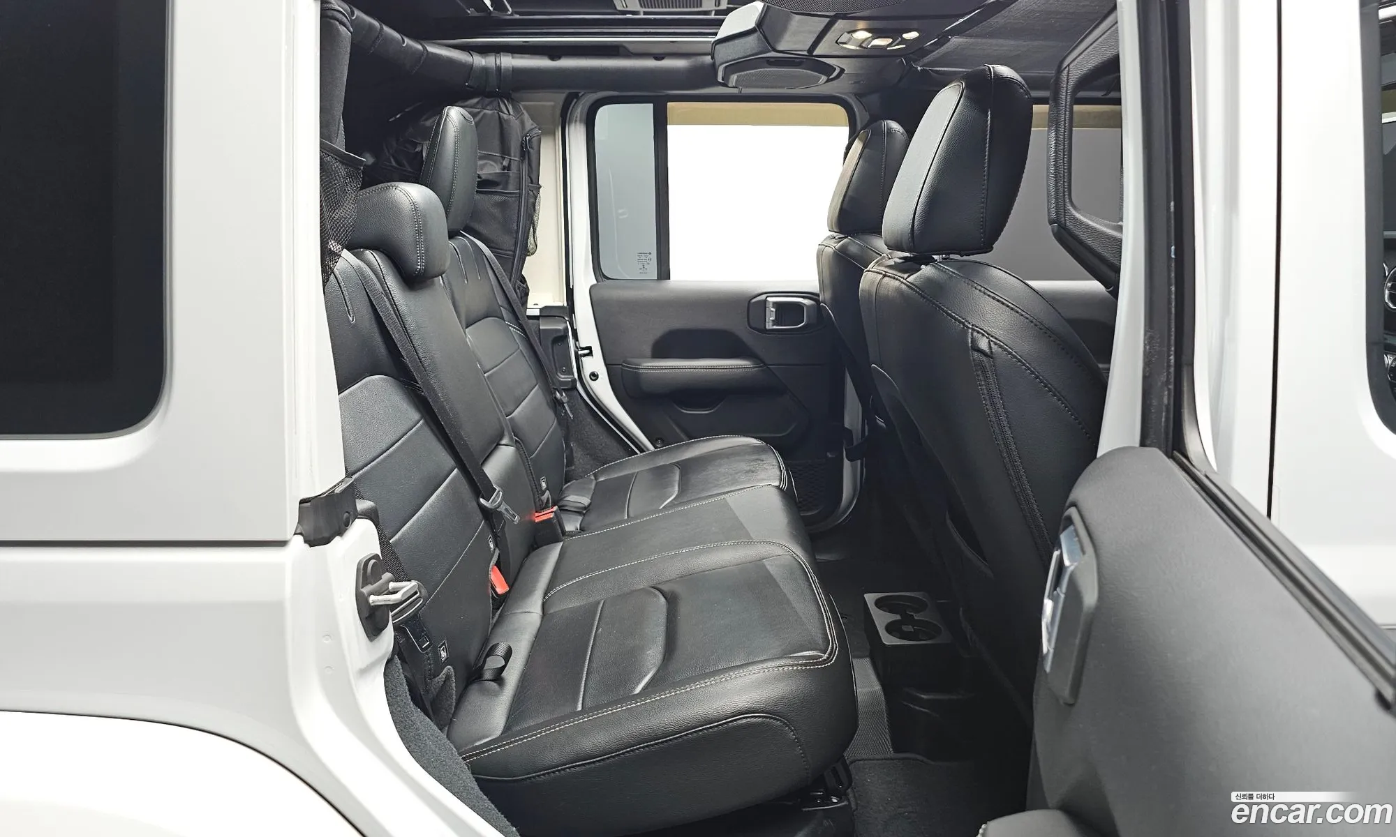 Jeep Wrangler 2022 — 6