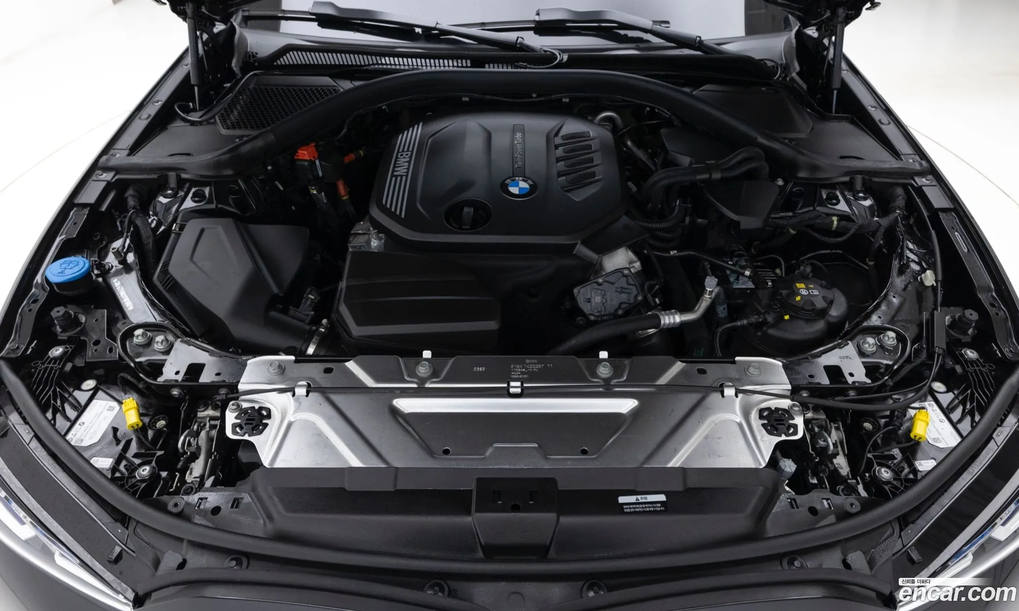 BMW 3 Series 2025 — 12