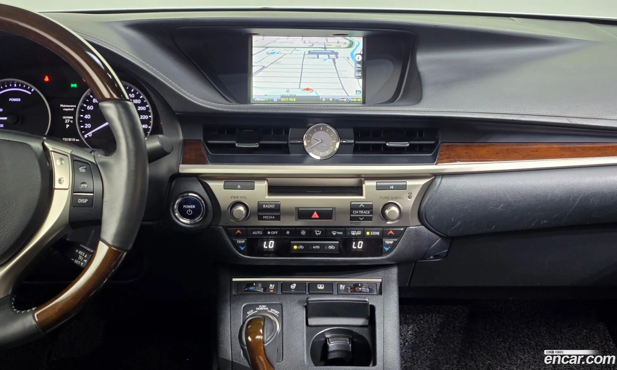 Lexus ES300h 2013 — 6