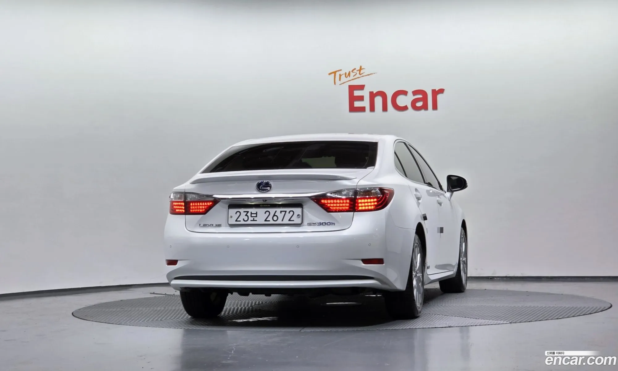 Lexus ES300h 2013 — 7