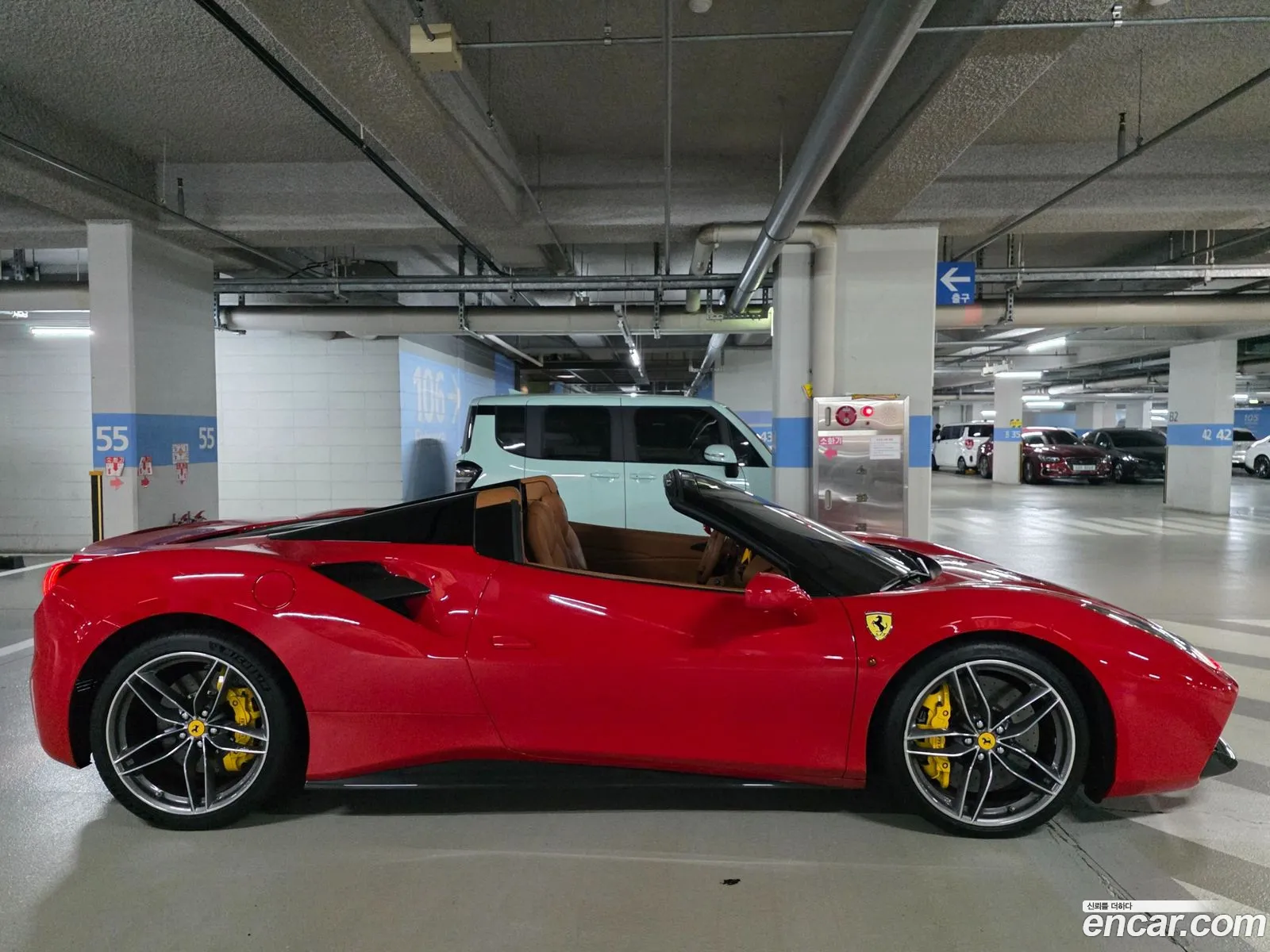 Ferrari 488 Spider 2018 — 8