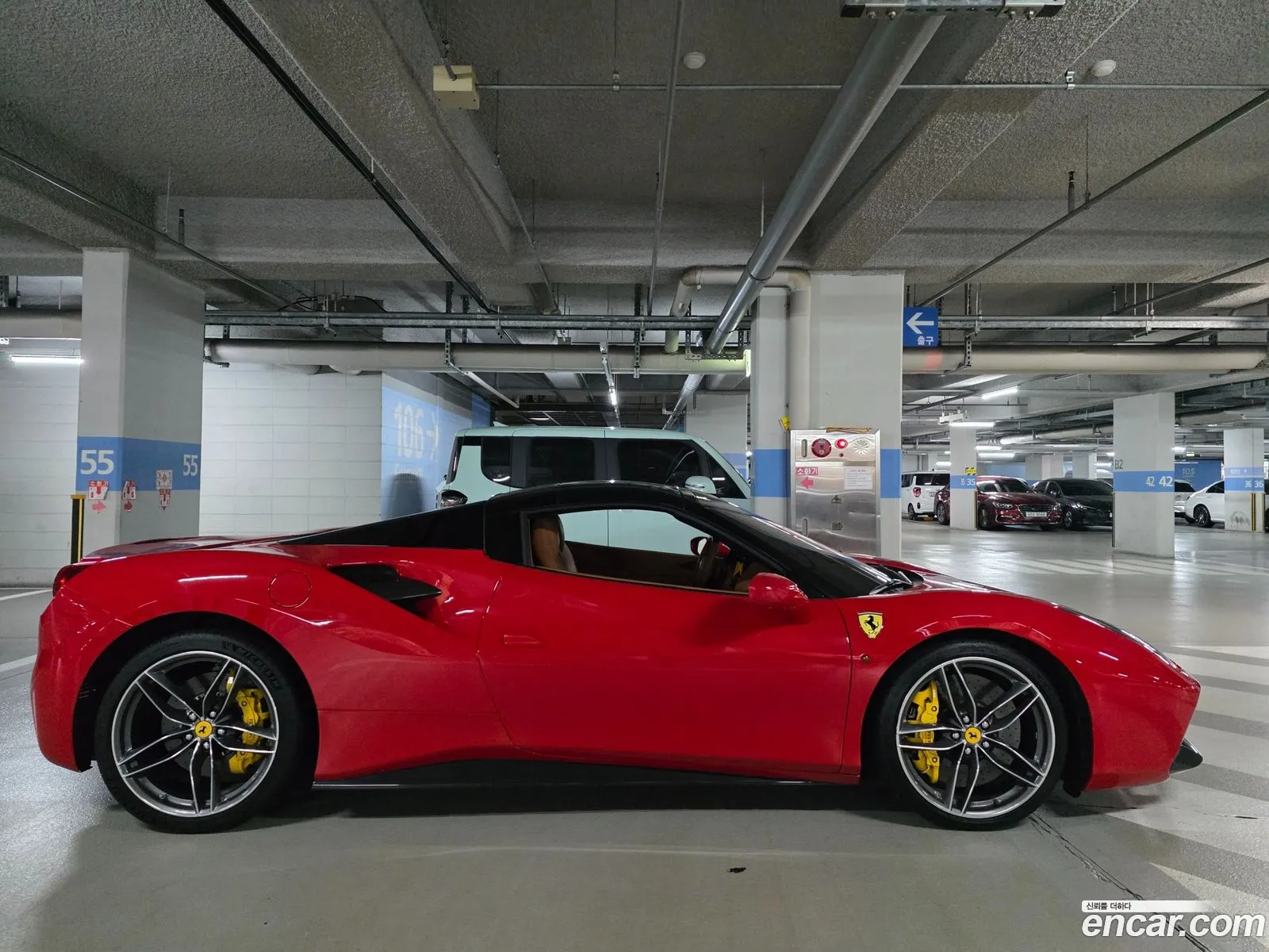 Ferrari 488 Spider 2018 — 15