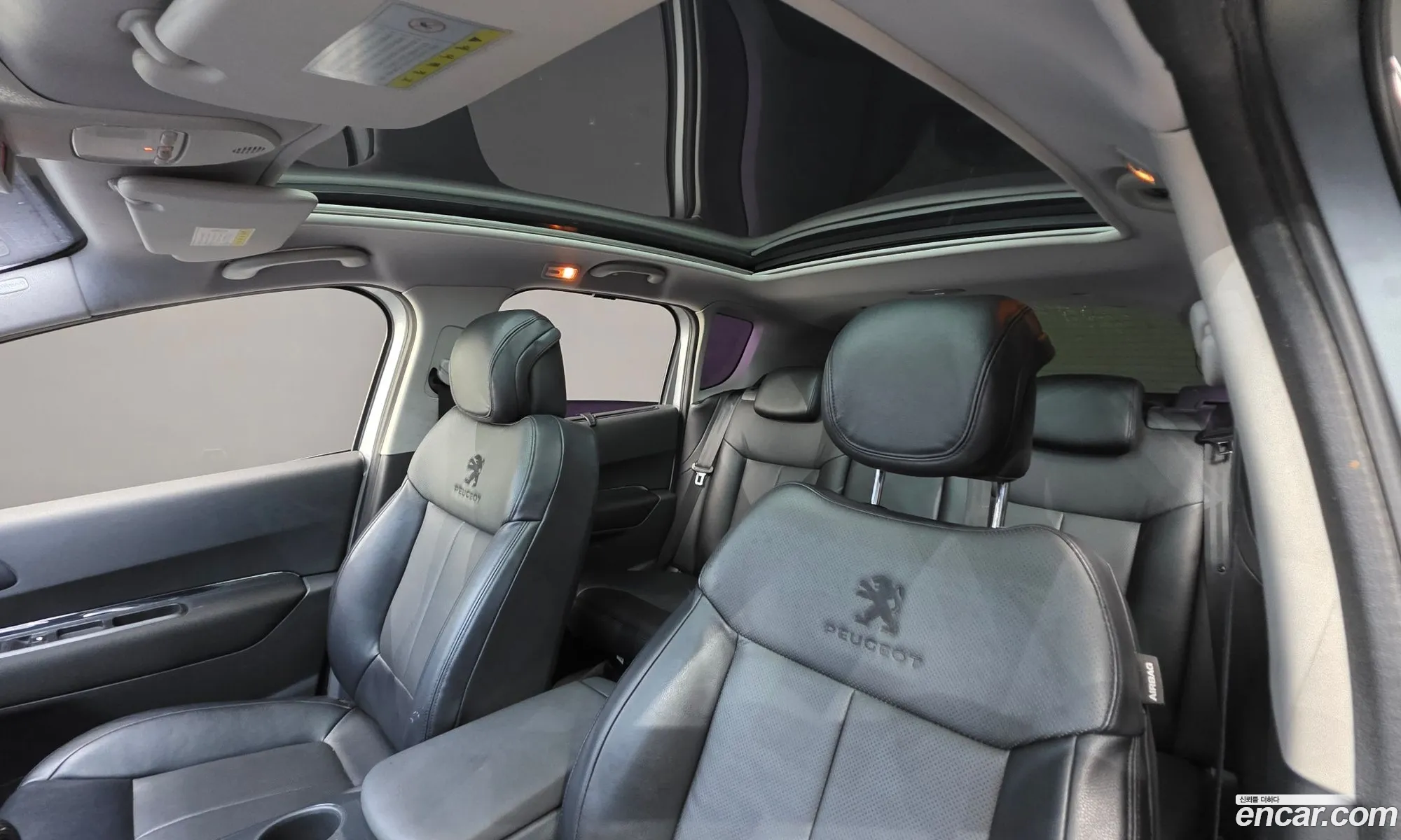 Peugeot 3008 2011 VF30U9HR8BS010680 — 4