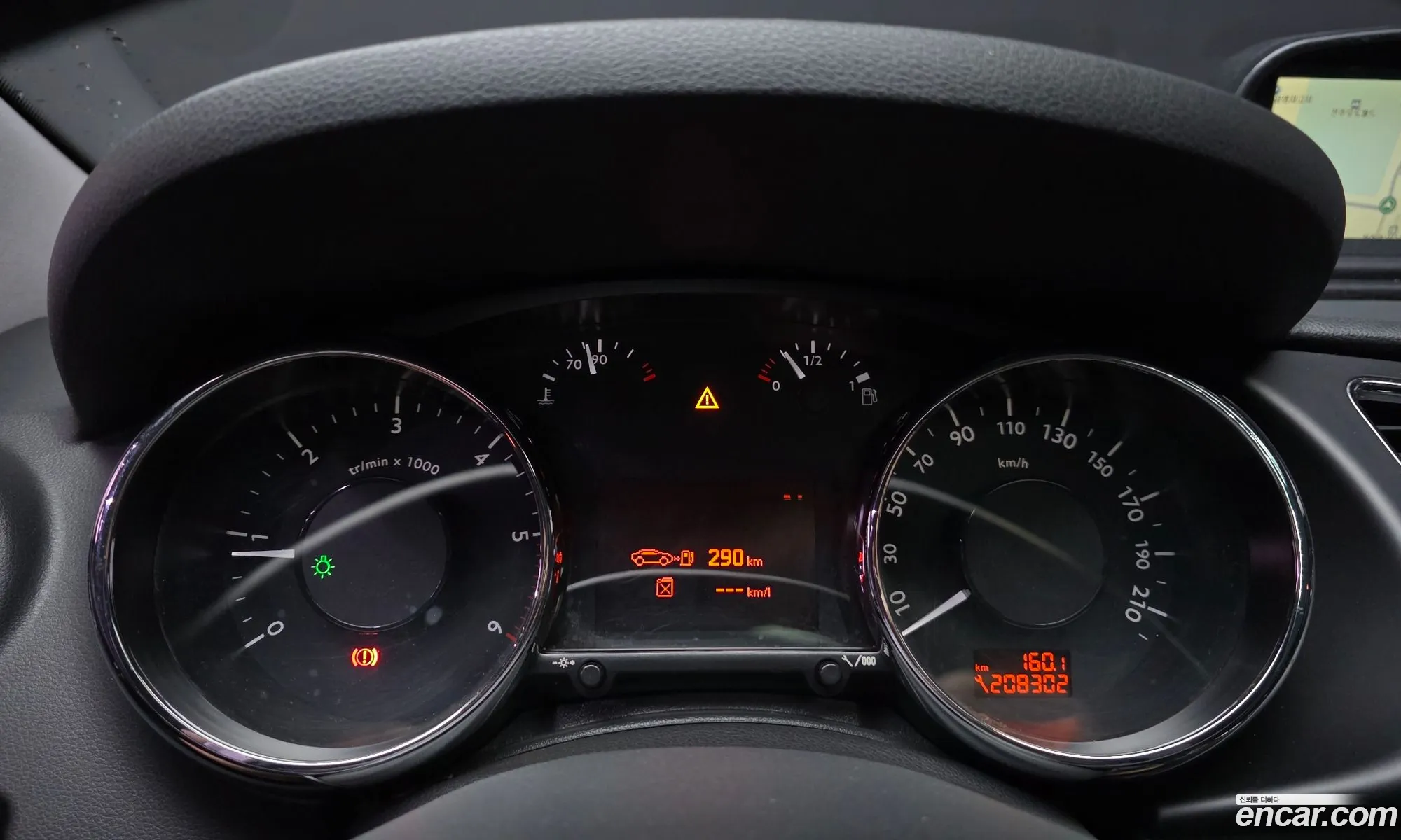 Peugeot 3008 2011 VF30U9HR8BS010680 — 2