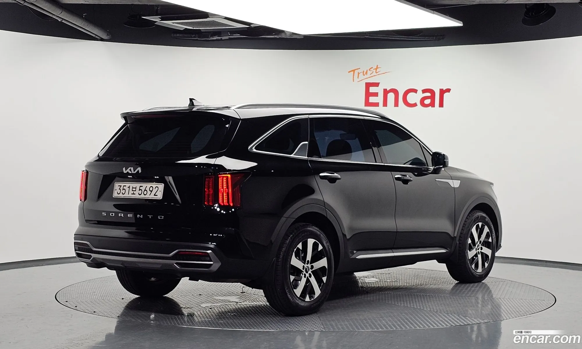 Kia Sorento 2022 — 16
