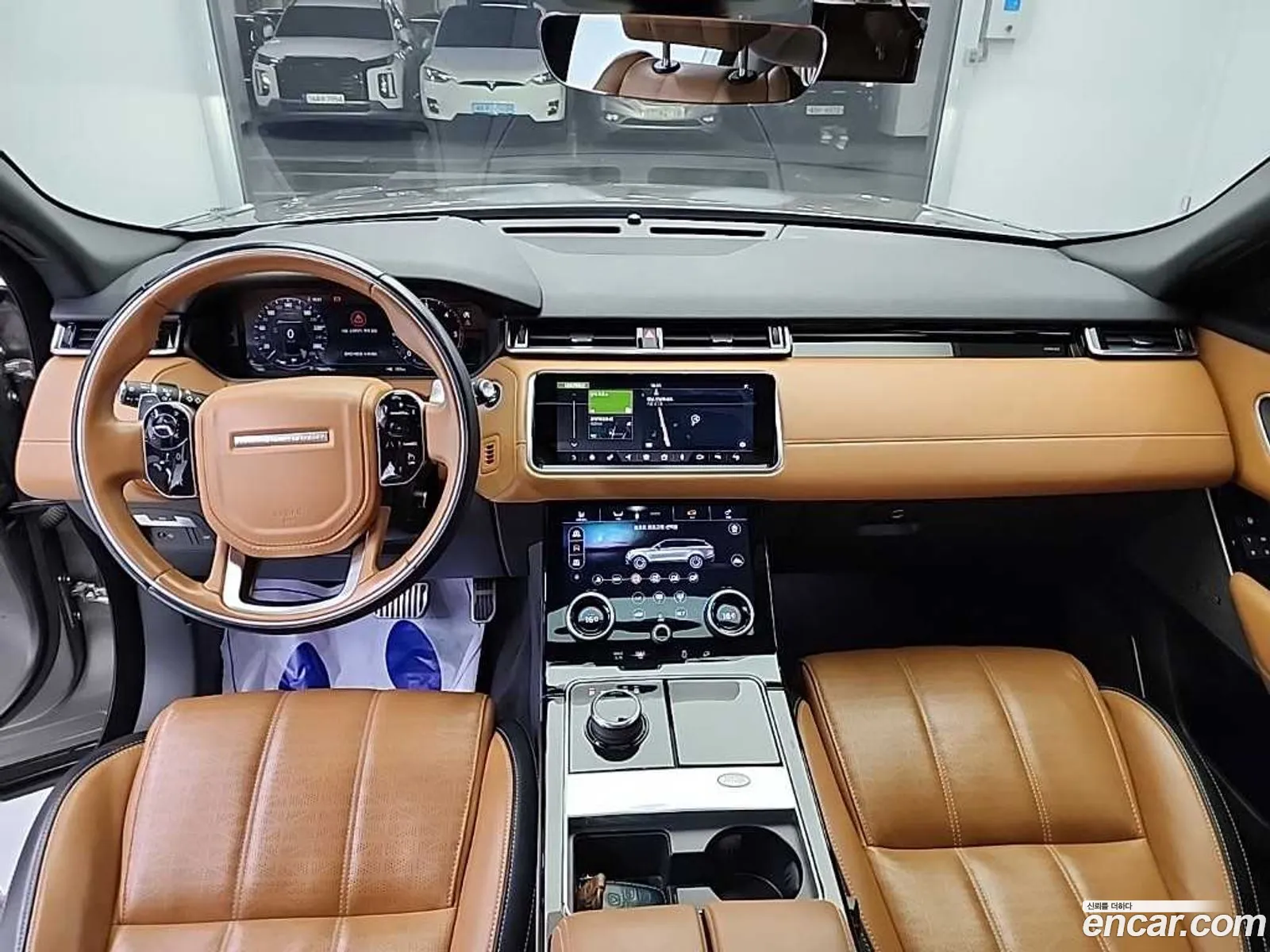 Land Rover Range Rover Velar 2018 — 15