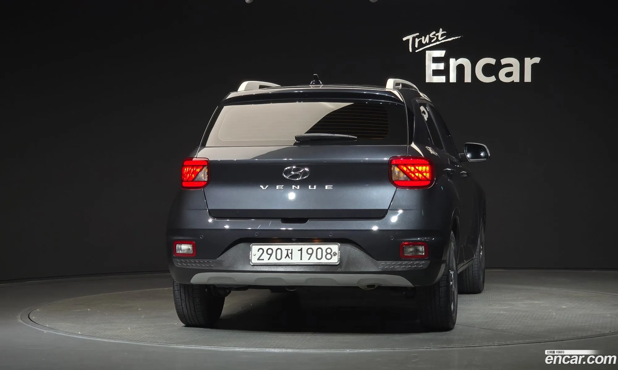 Hyundai Venue 2019 — 18