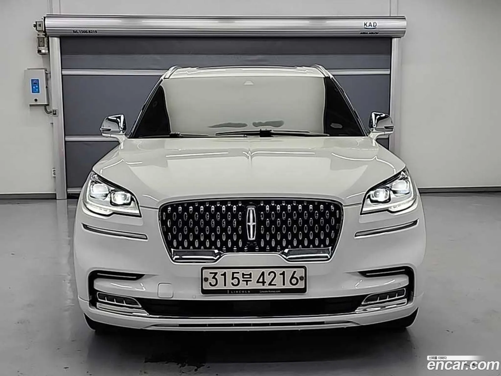Lincoln Aviator 2020 — 3