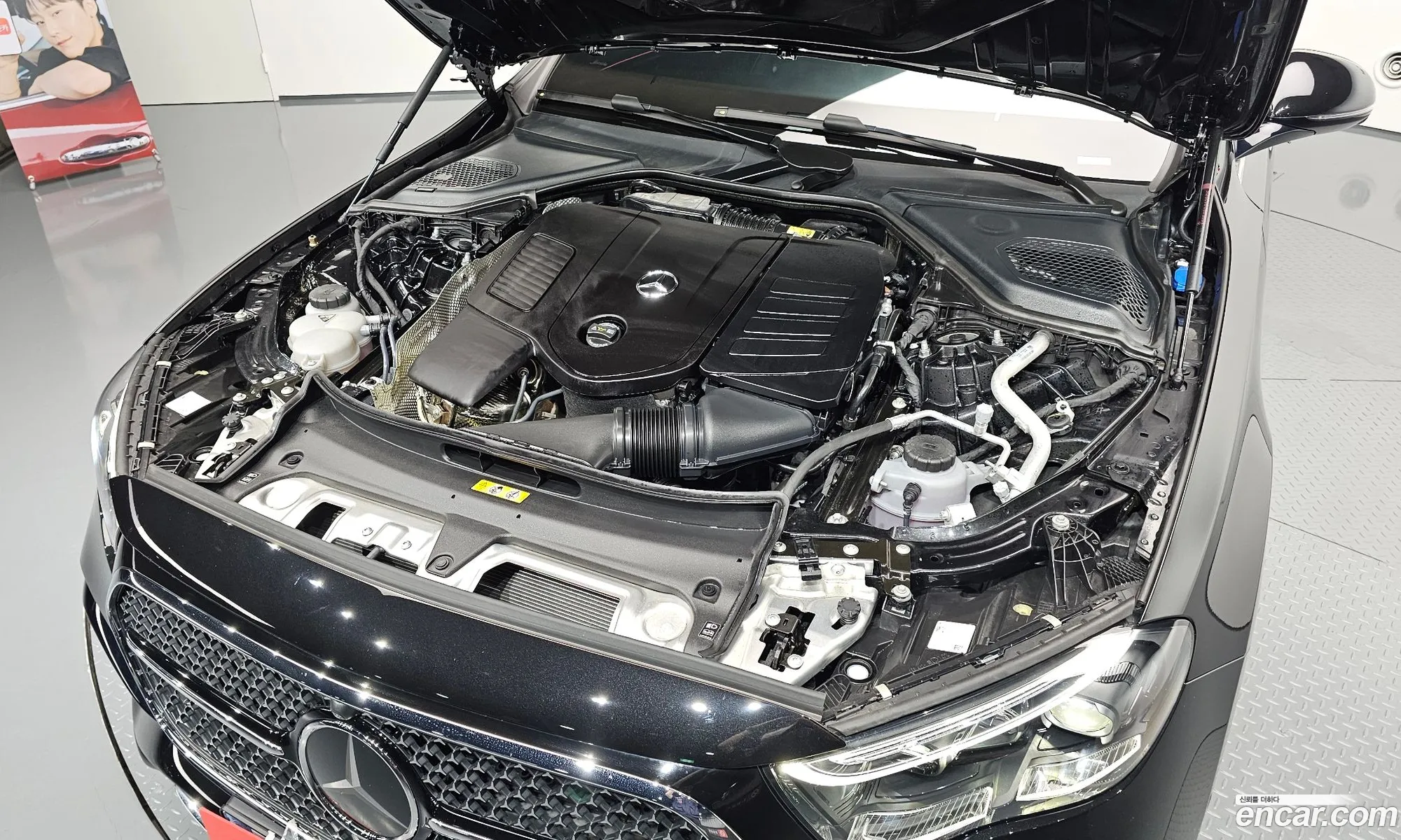 Mercedes-Benz E-Class W214 2025 — 23