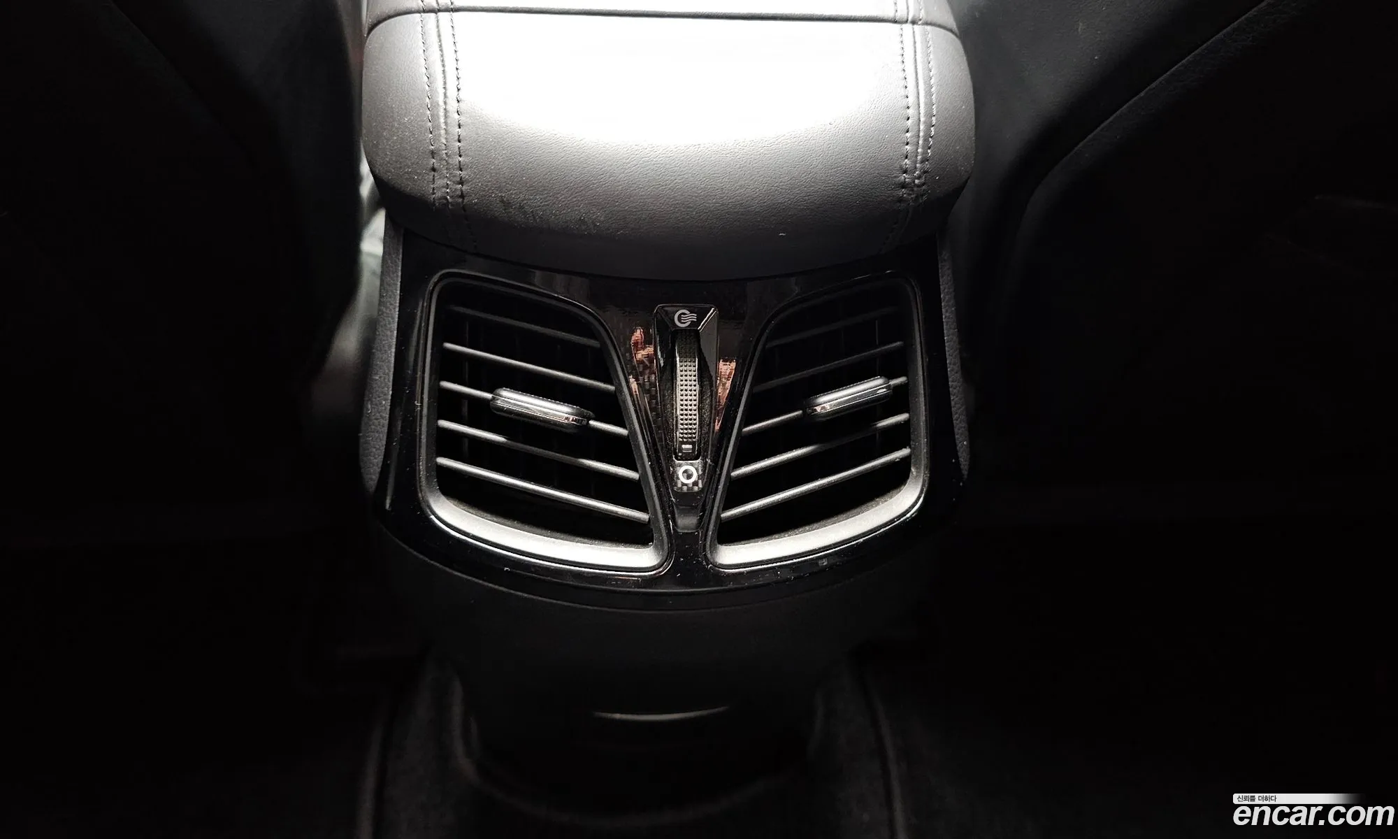 Hyundai Grandeur HG 2013 — 23