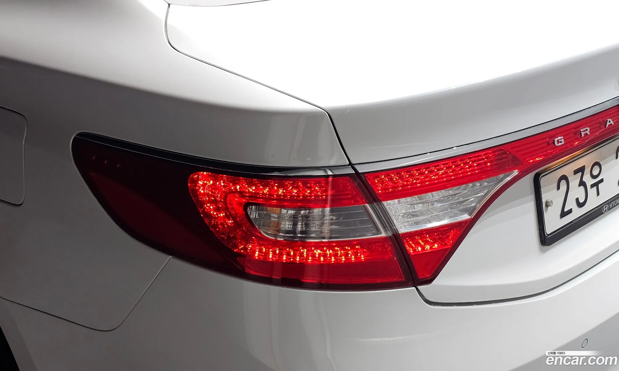 Hyundai Grandeur HG 2013 — 16