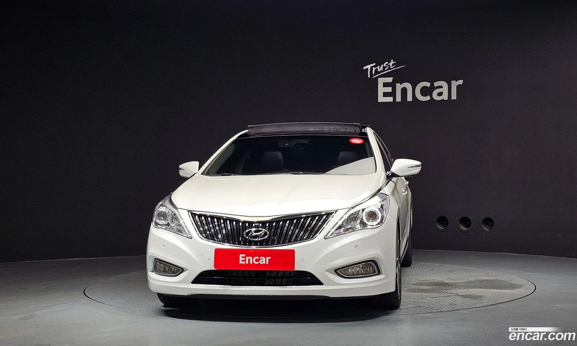 Hyundai Grandeur HG 2013 — 26