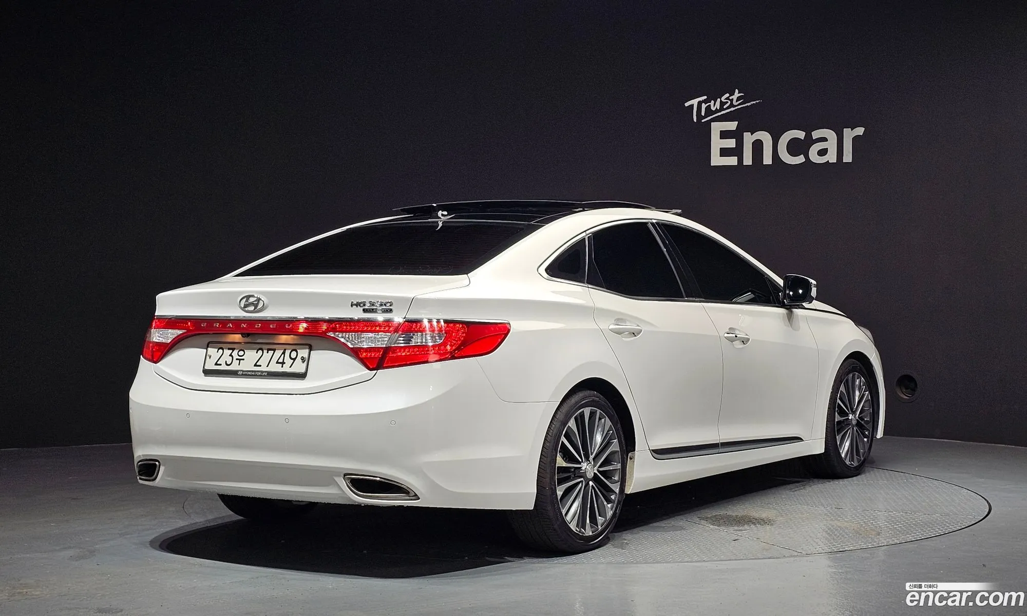 Hyundai Grandeur HG 2013 — 25