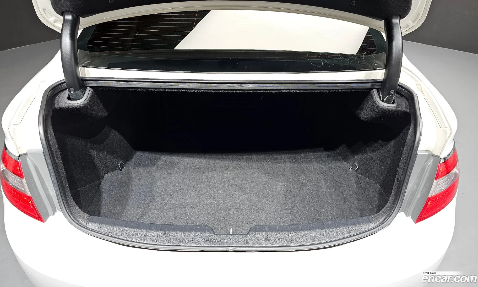 Hyundai Grandeur HG 2013 — 10