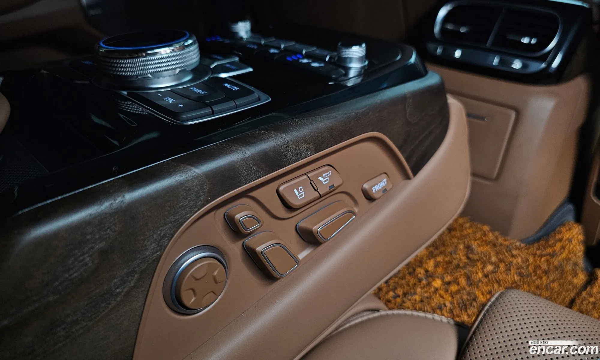 Genesis G90 2020 — 5