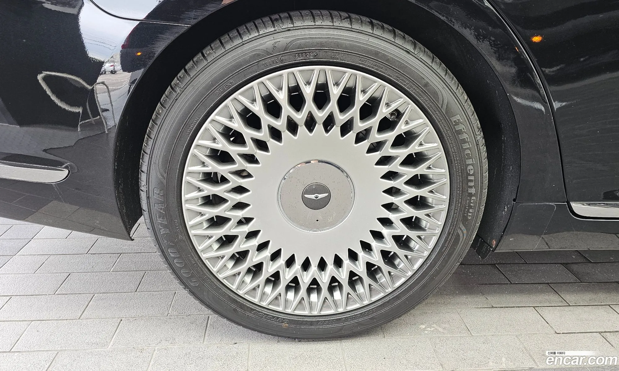 Genesis G90 2020 — 2