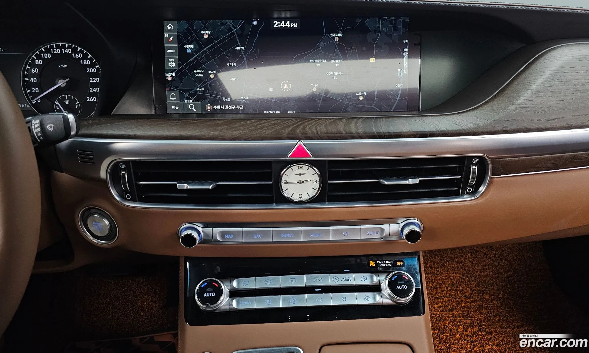 Genesis G90 2020 — 10