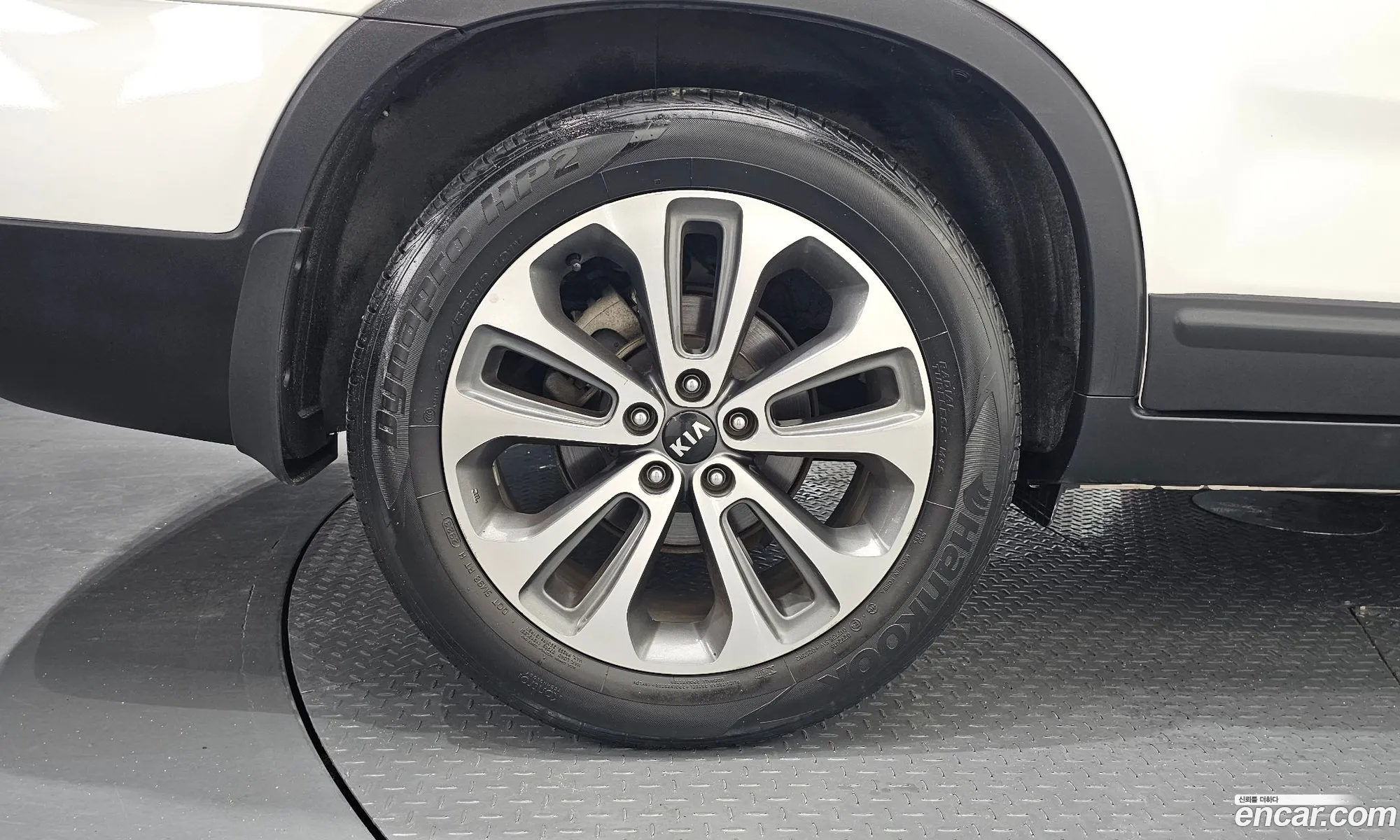 Kia Sorento R 2012 — 11