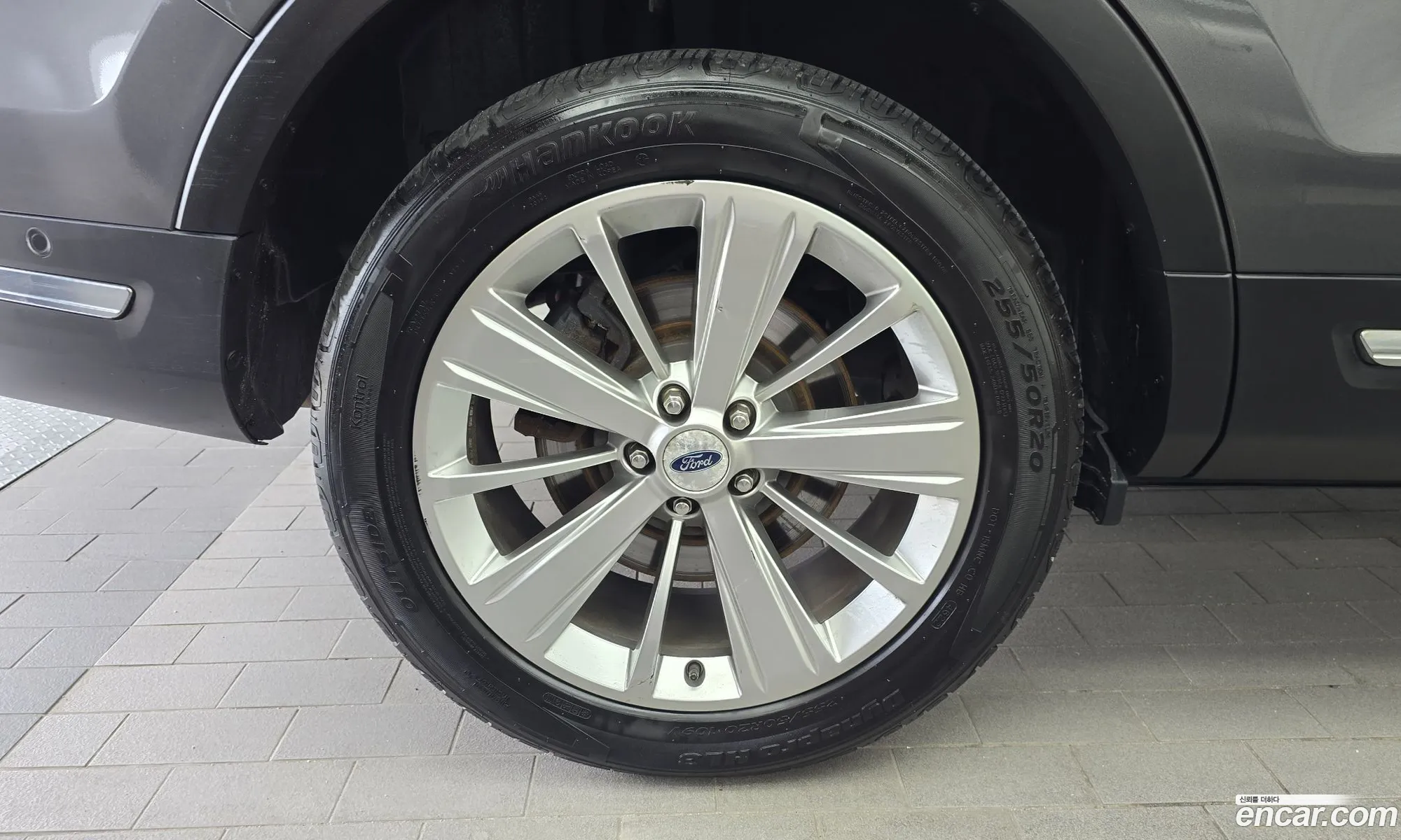 Ford Explorer 2019 1FM5K8FH8KGA56074 — 16