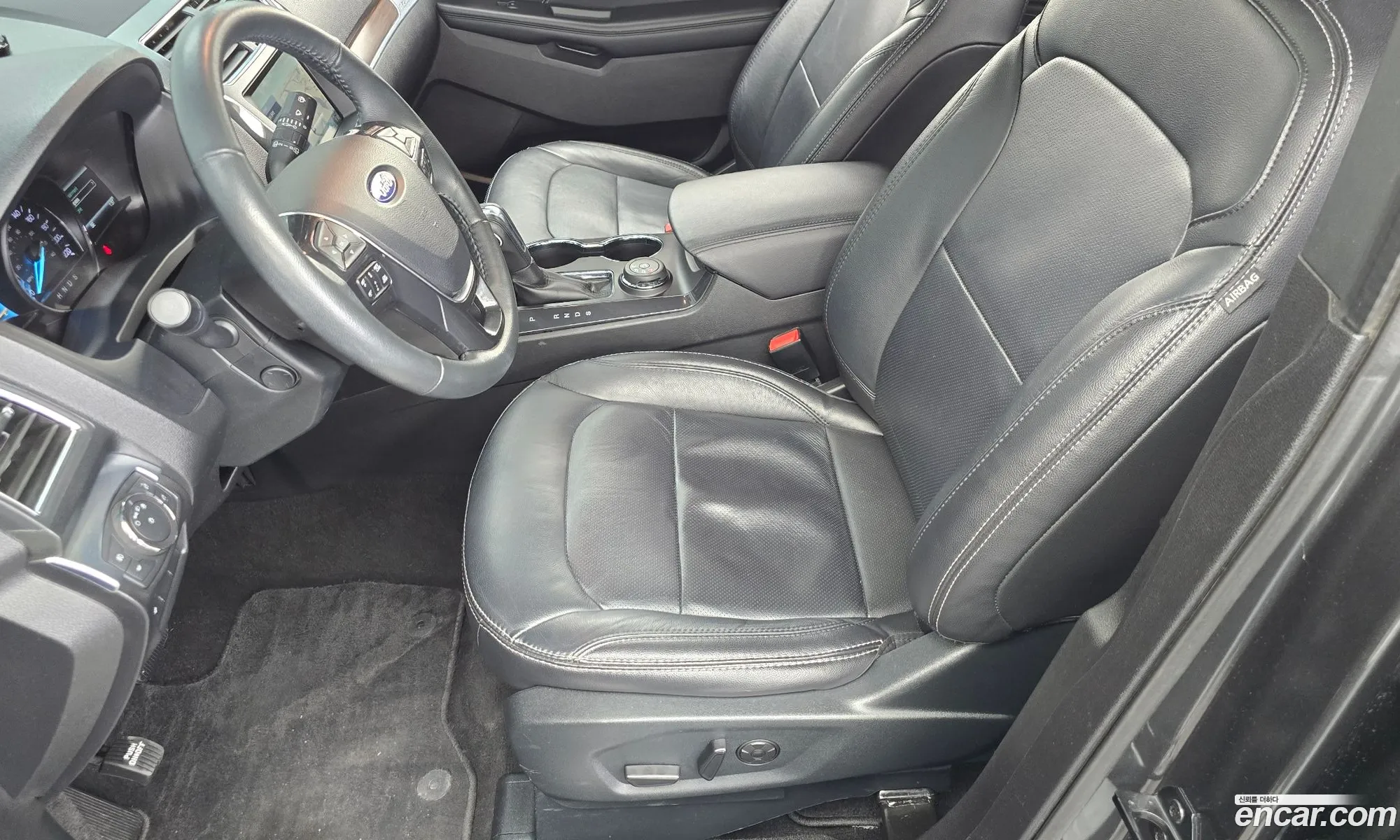Ford Explorer 2019 1FM5K8FH8KGA56074 — 26