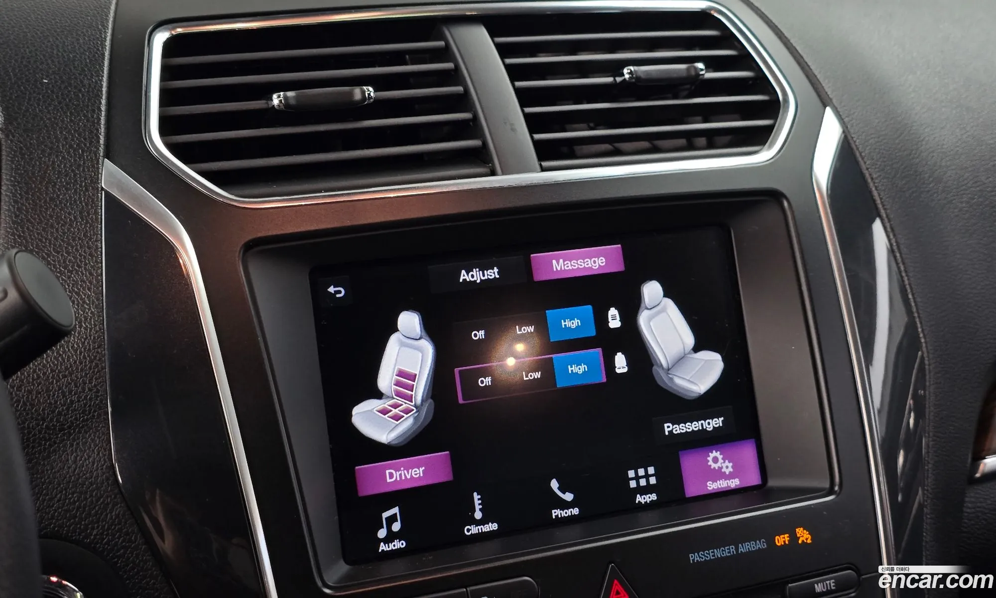 Ford Explorer 2019 1FM5K8FH8KGA56074 — 24