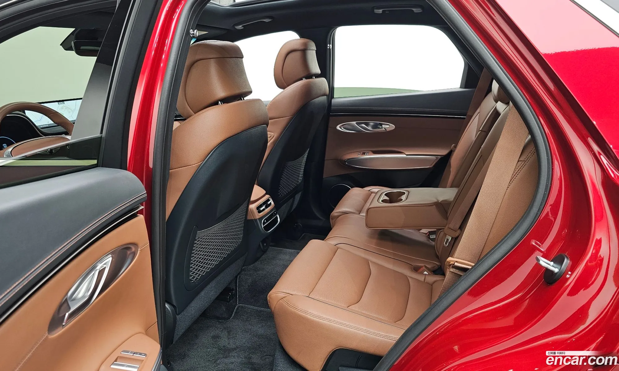 Genesis GV70 2022 — 4