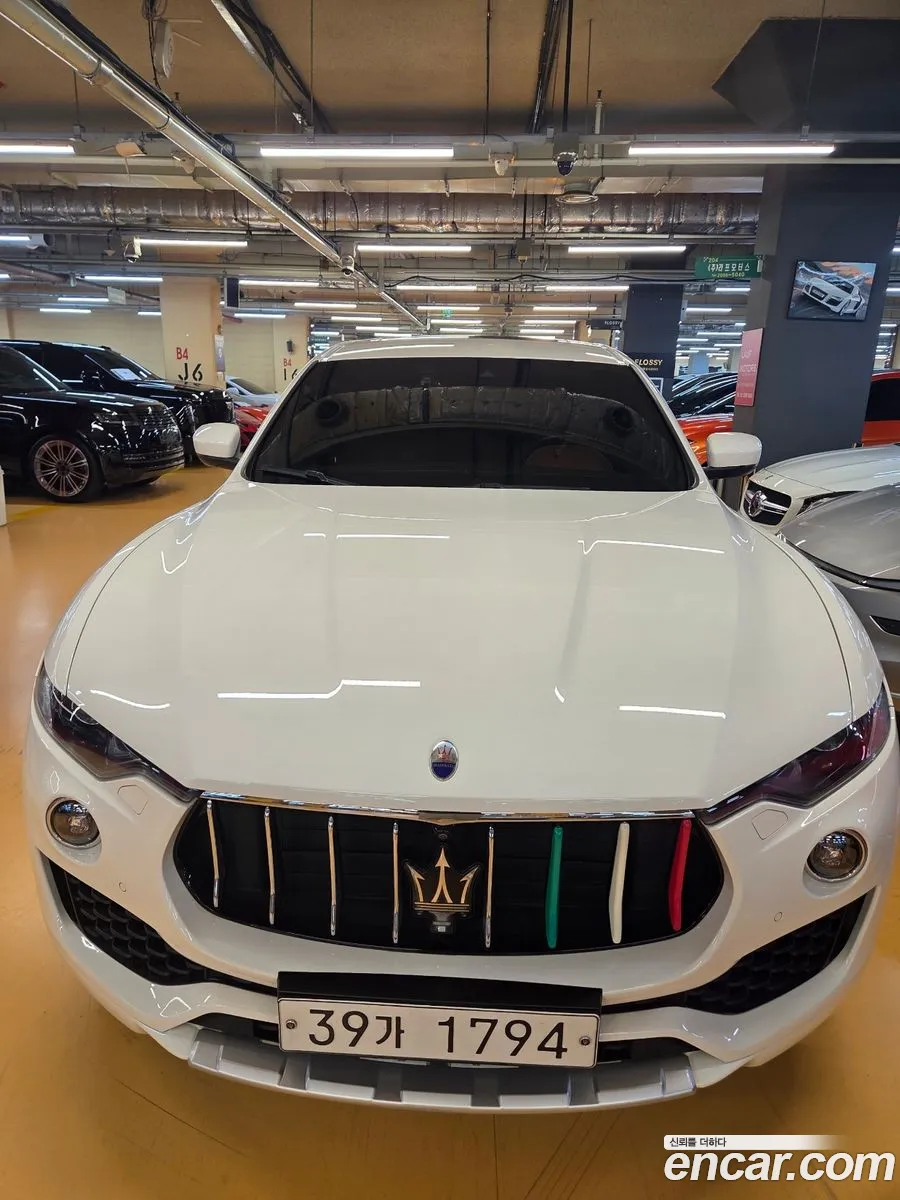 Maserati Levante 2018 — 18