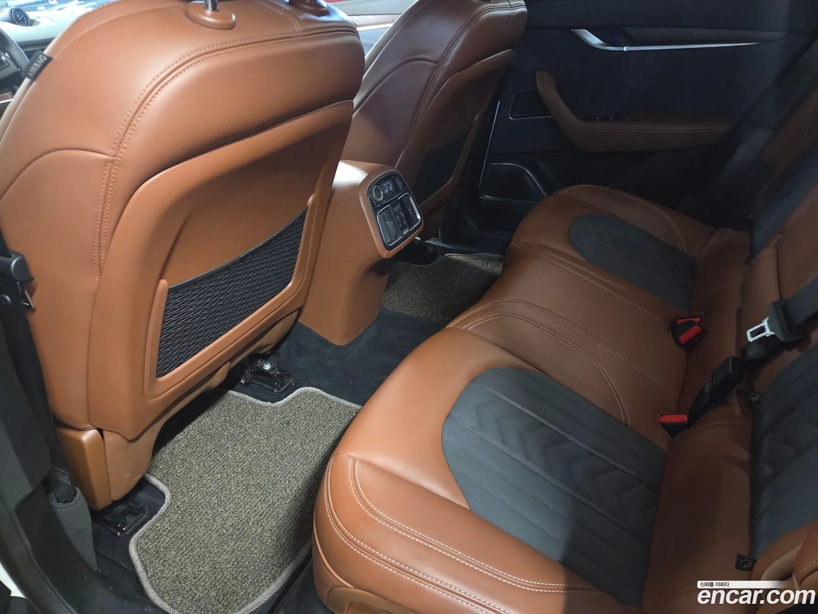 Maserati Levante 2018 — 8