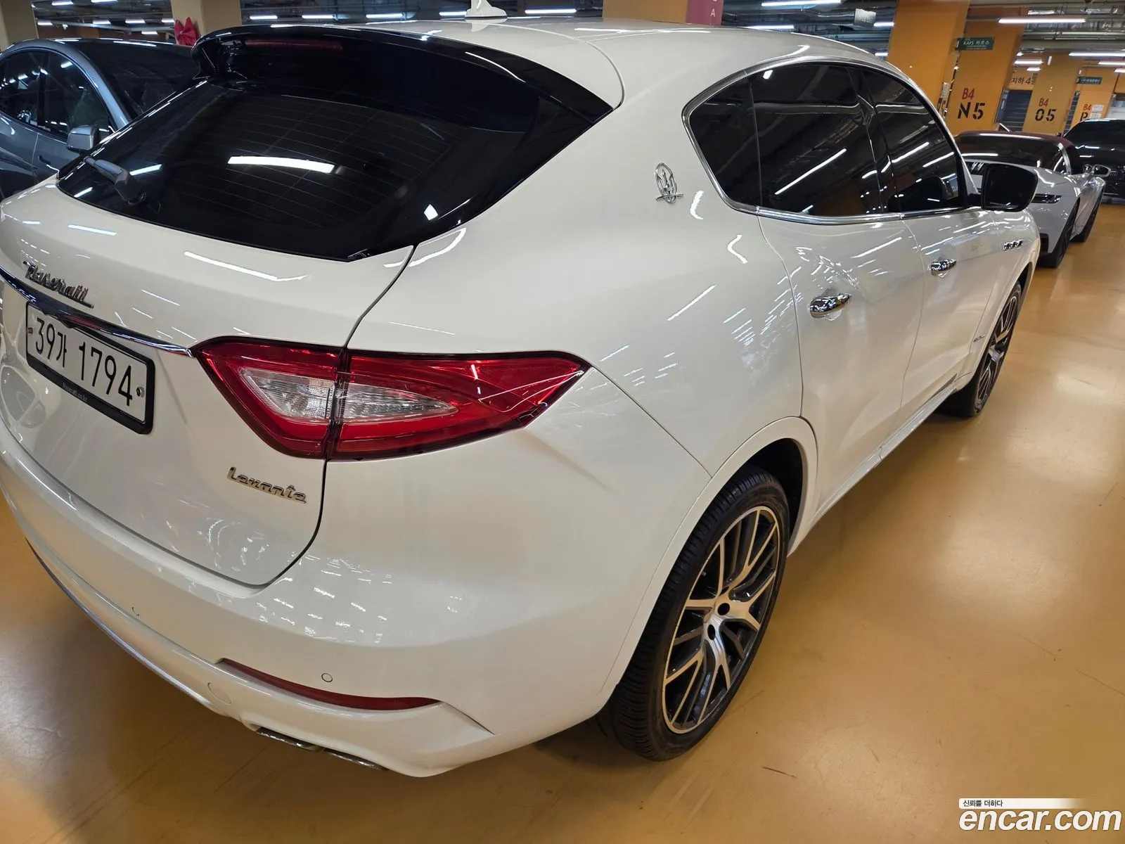 Maserati Levante 2018 — 12