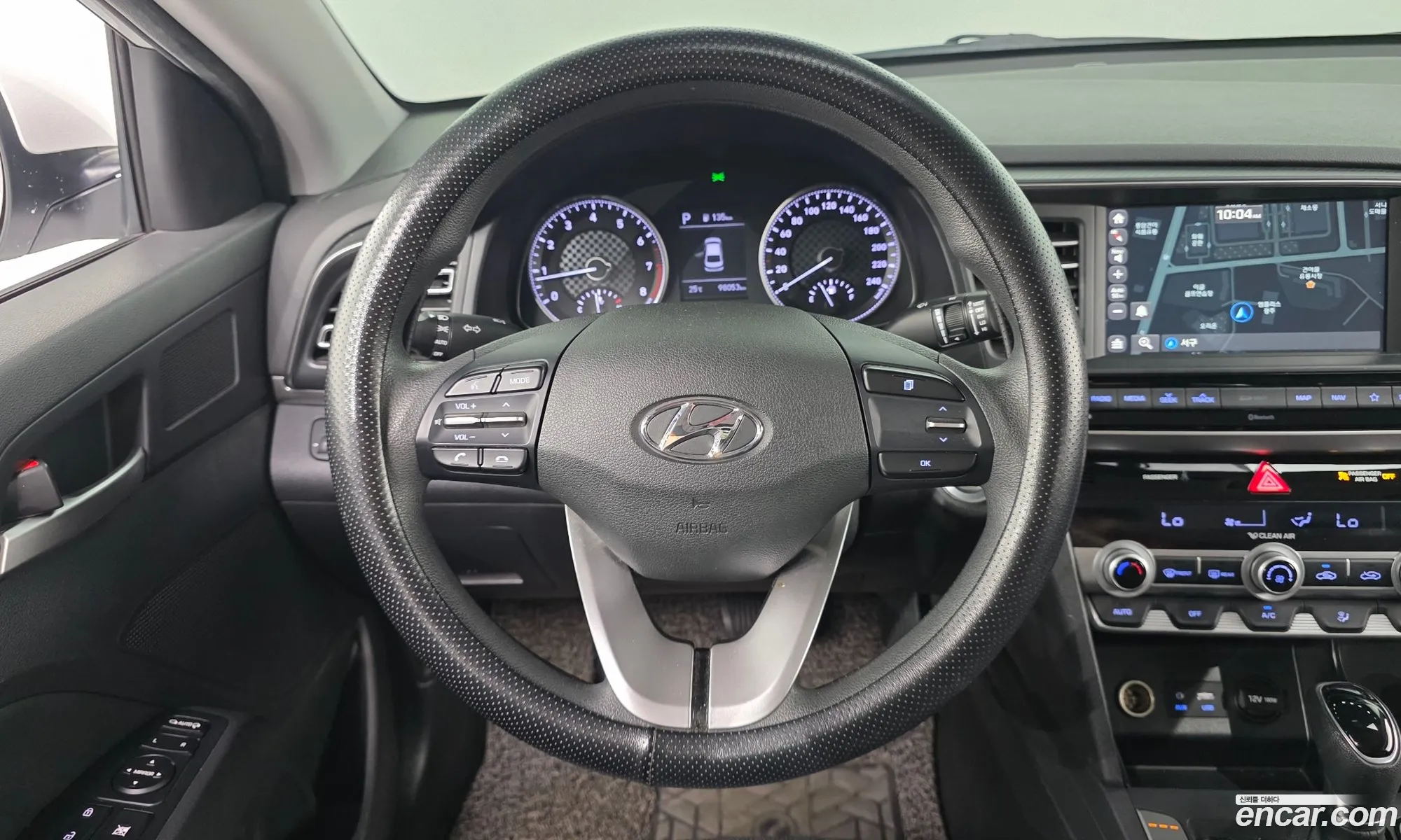 Hyundai Elantra AD 2019 — 29