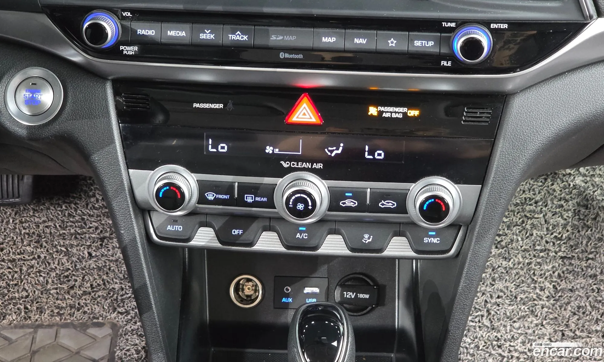 Hyundai Elantra AD 2019 — 13