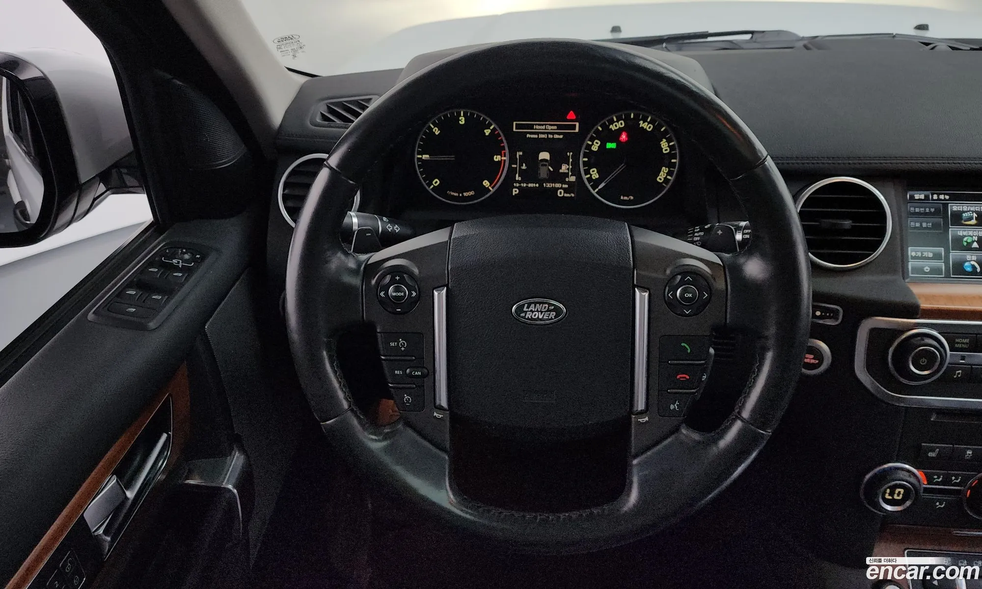Land Rover Discovery 4 2015 SALLAAAG6FA767758 — 4