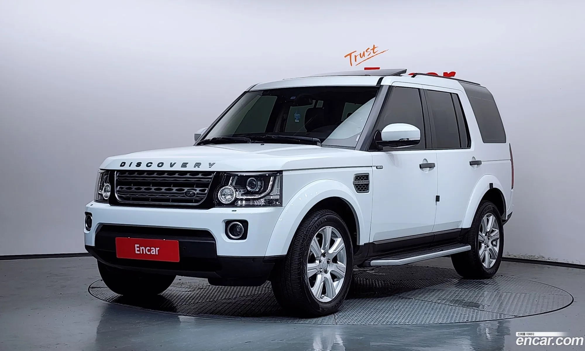 Land Rover Discovery 4