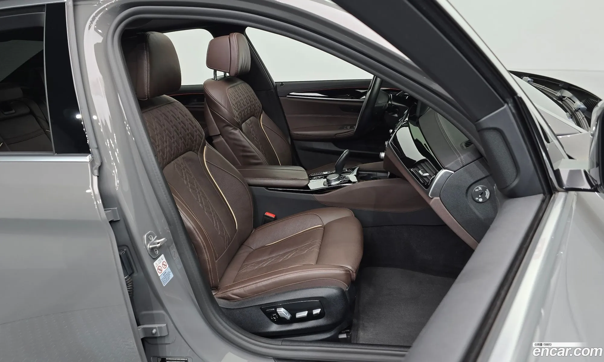 BMW 5 Series 2021 — 26