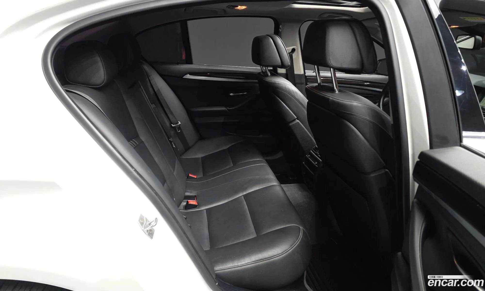 BMW 5 Series 2016 WBA5E7101GG569095 — 18