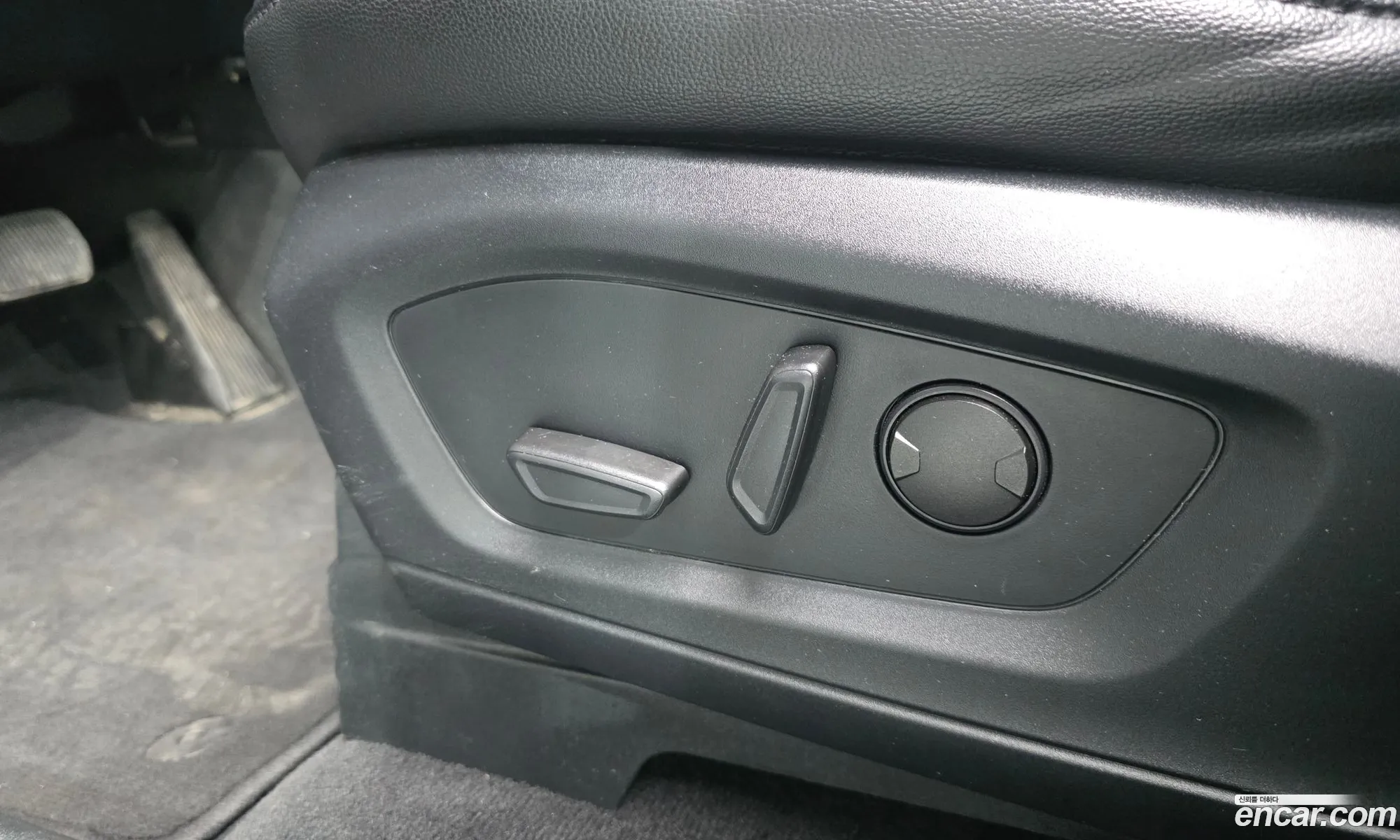 Ford Explorer 6th Gen 2022 1FMSK8FH5NGB80021 — 23