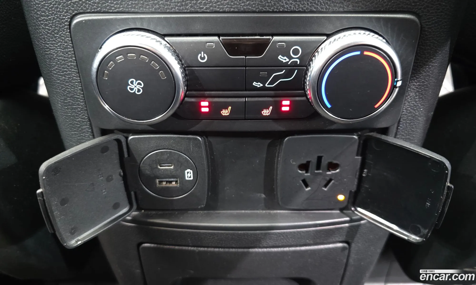 Ford Explorer 6th Gen 2022 1FMSK8FH5NGB80021 — 7