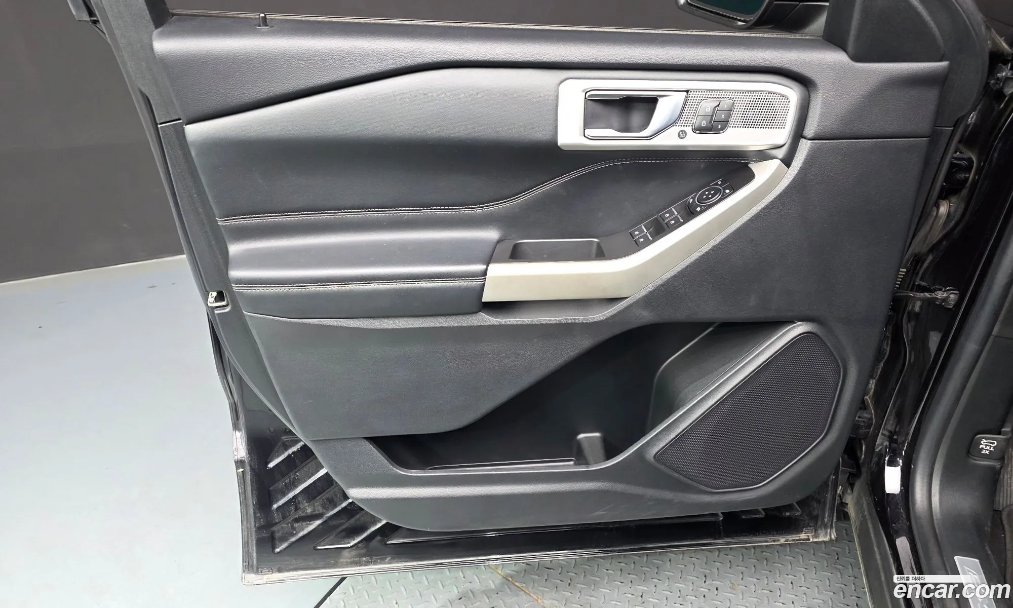 Ford Explorer 6th Gen 2022 1FMSK8FH5NGB80021 — 35