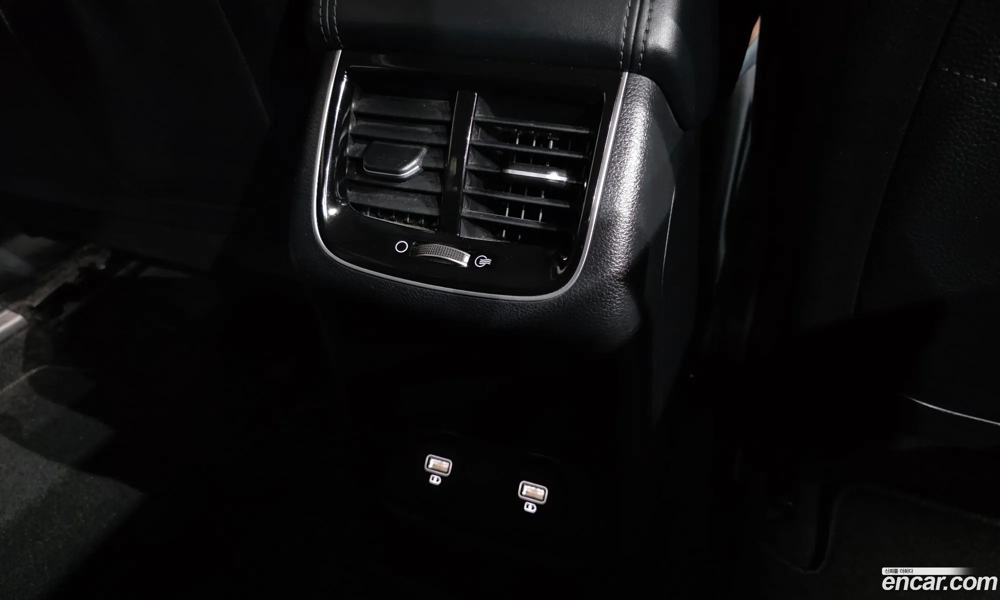 Kia K7 Premier Hybrid 2019 — 16