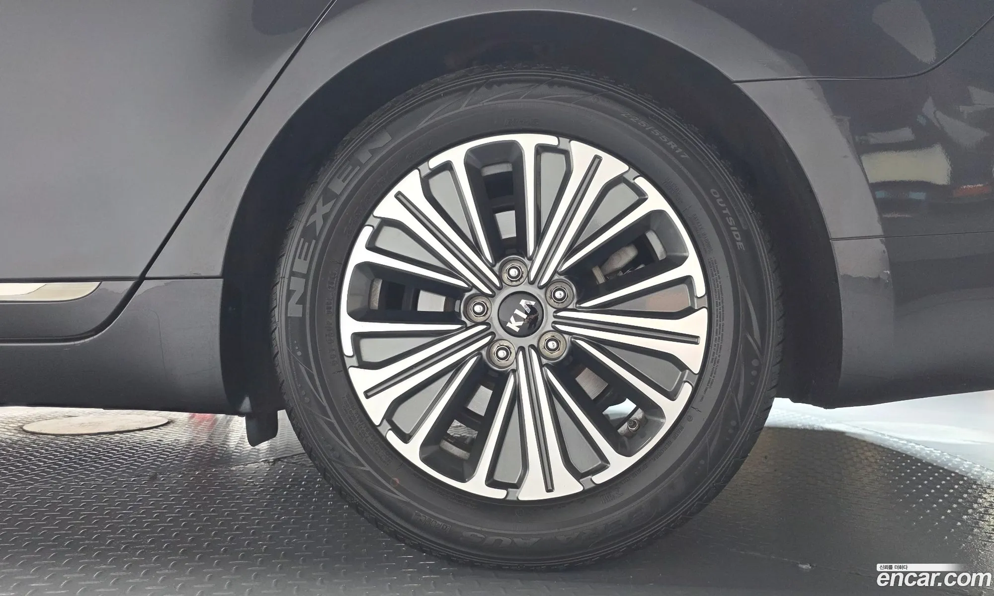 Kia K7 Premier Hybrid 2019 — 25