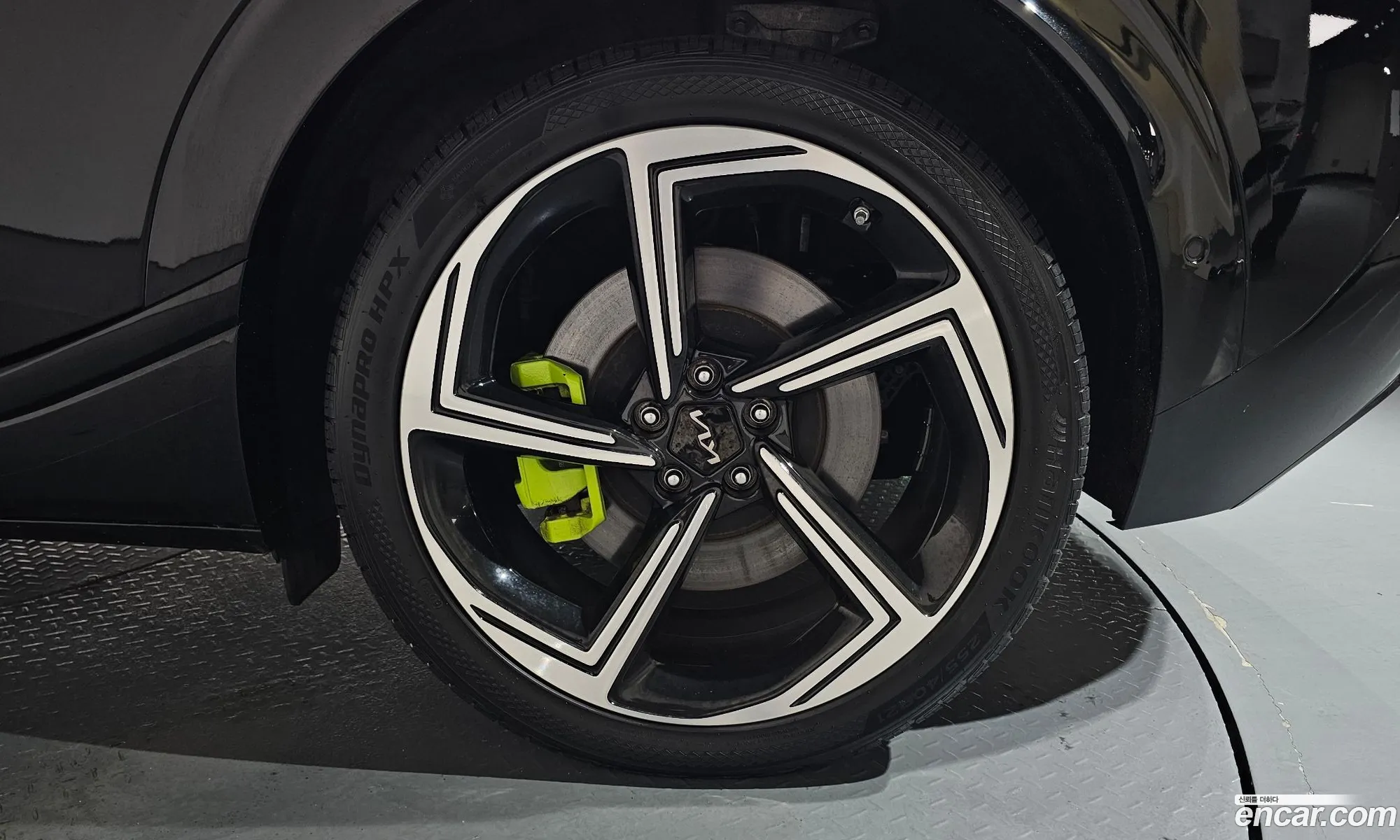 Kia EV6 2023 — 14
