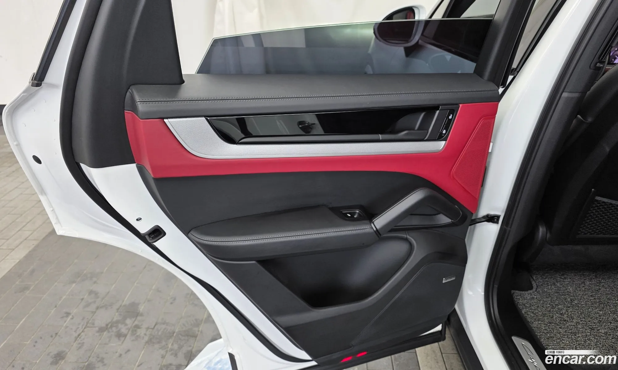 Porsche Cayenne 2024 WP1AA29Y7RDA15430 — 31