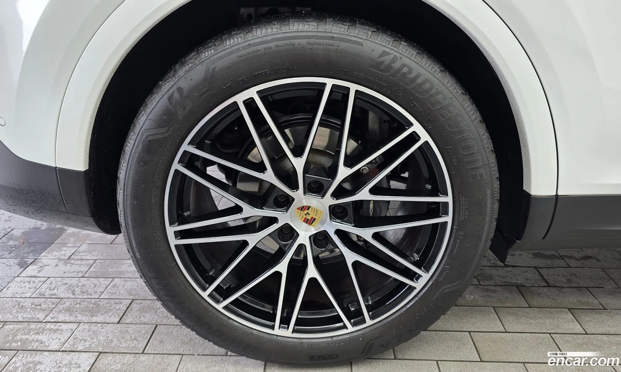 Porsche Cayenne 2024 WP1AA29Y7RDA15430 — 8