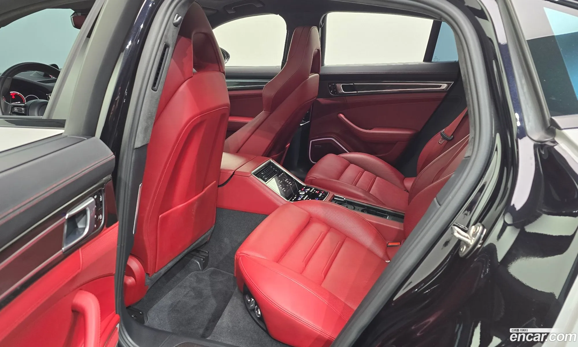 Porsche Panamera 2021 — 14